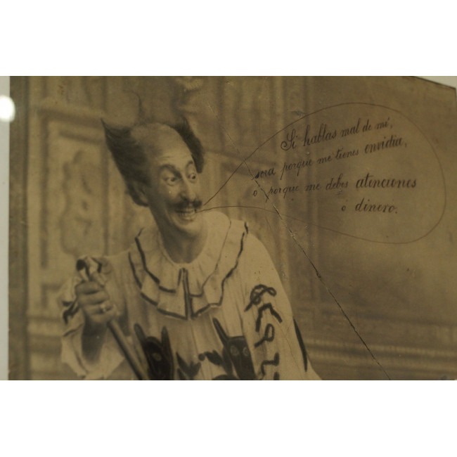 Con visitas guiadas y piezas históricas, reabrió al público el museo del Teatro Municipal Coliseo Podestá