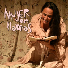 Mujer en llamas