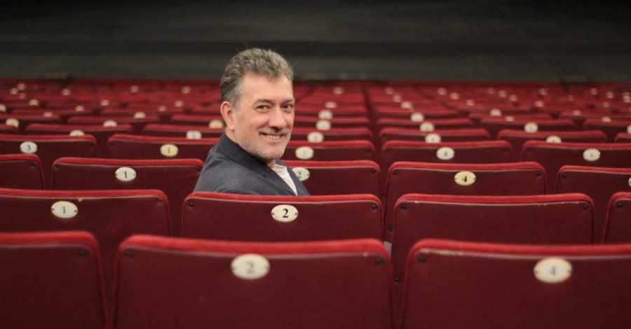 Alejo García Pintos es el actual director de nuestro #TeatroColiseoPodestá.