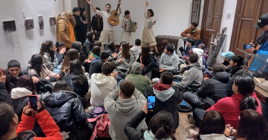 El Museo José Juan Podestá recibió la visita de 450 estudiantes de nivel primario y secundario de escuelas de la región